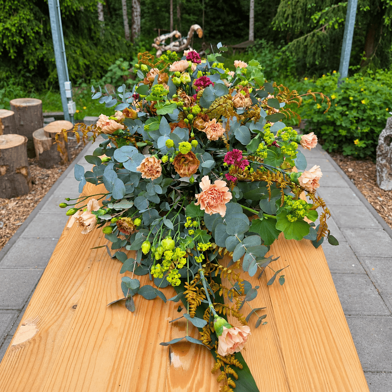 bloemen-op-de-kist-carlas-decoraties